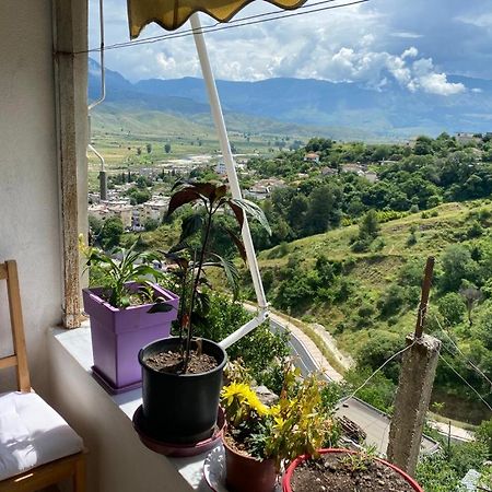 Lula Guesthouse Gjirokastër Exteriér fotografie