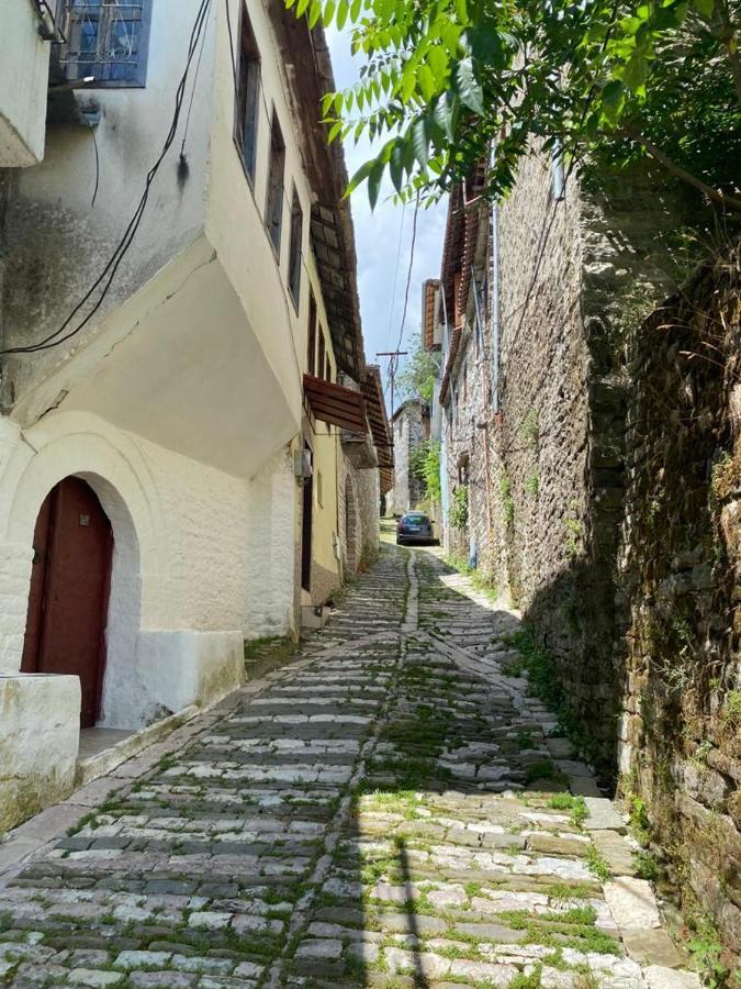 Lula Guesthouse Gjirokastër Exteriér fotografie