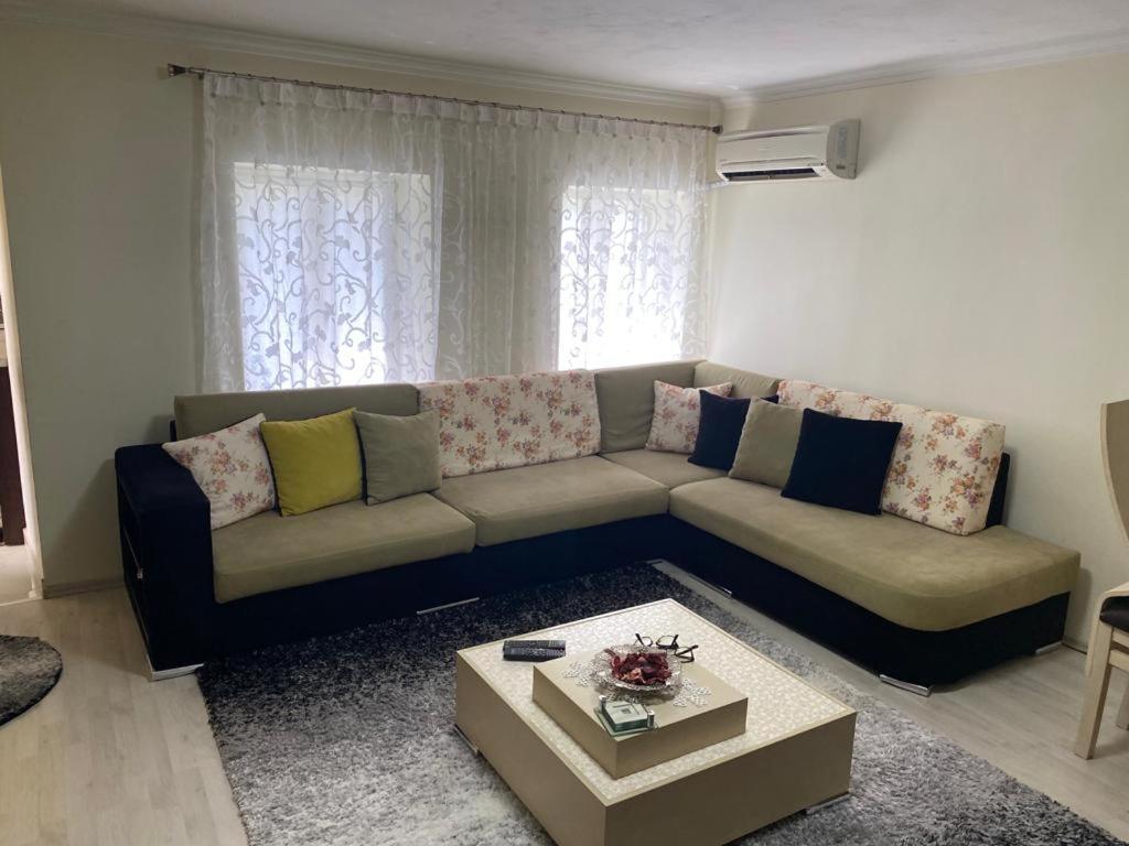 Lula Guesthouse Gjirokastër Exteriér fotografie